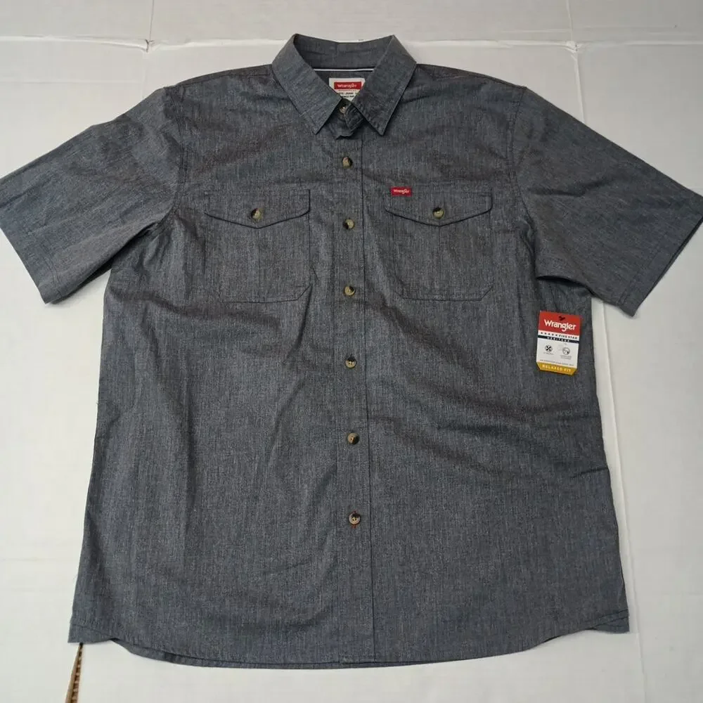 Wrangler Men's Relaxed Fit Woven Button Up Shirt Size L Gray‎